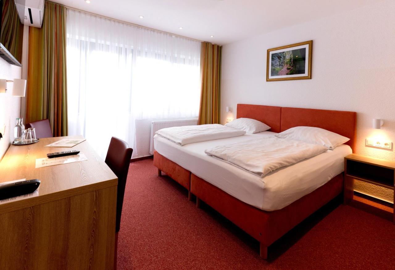 Hotel Mariaweiler Hof Düren - Eifel Exterior foto