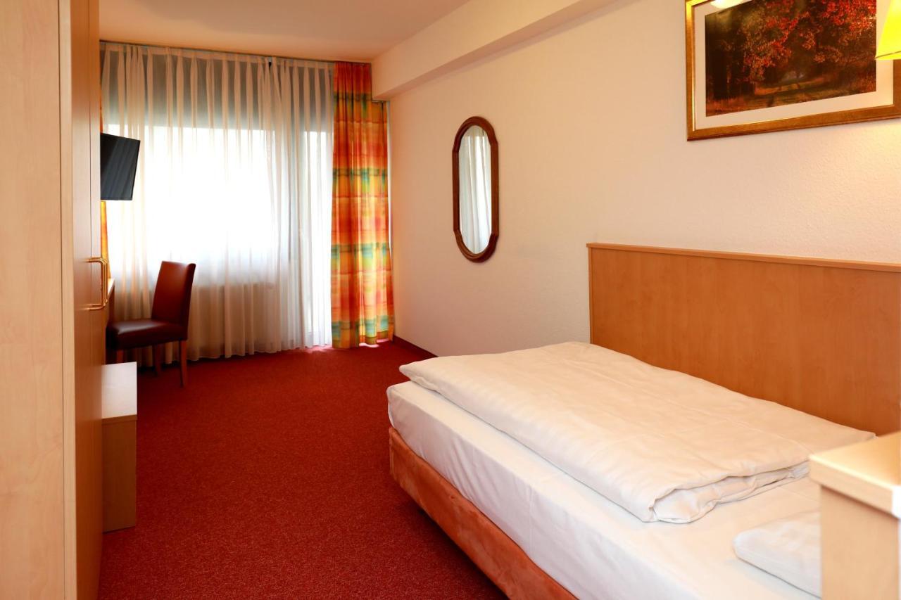 Hotel Mariaweiler Hof Düren - Eifel Exterior foto